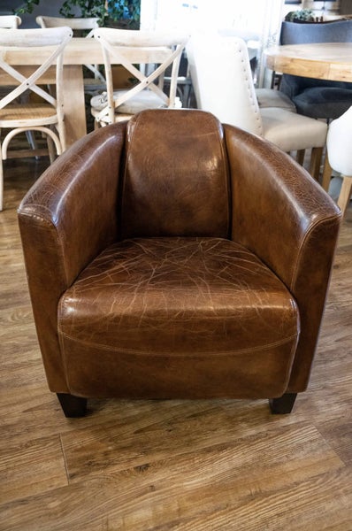 Urbano Interiors - Vanguard Aged Italian Leather Chair Carousel 2