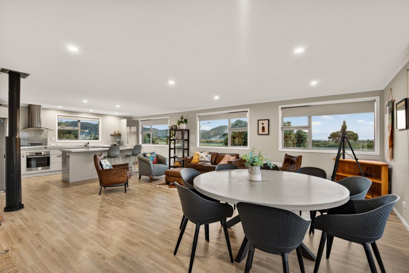 Beach, Bach, Boat, Brilliance64749888886787114