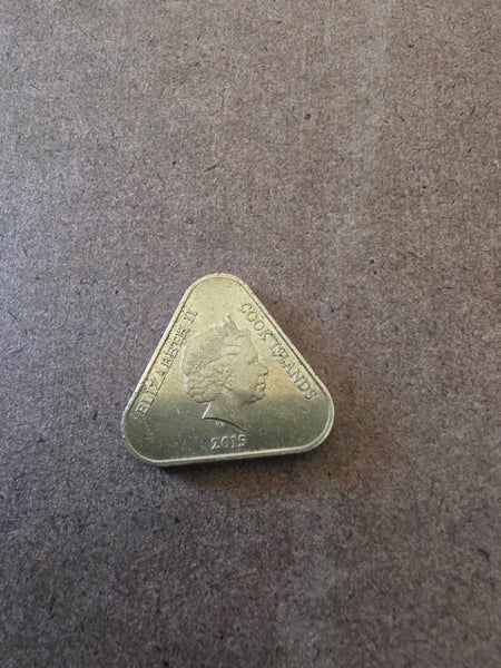 COOK ISLANDS $2 coin x1 year 2015 ## Carousel 2