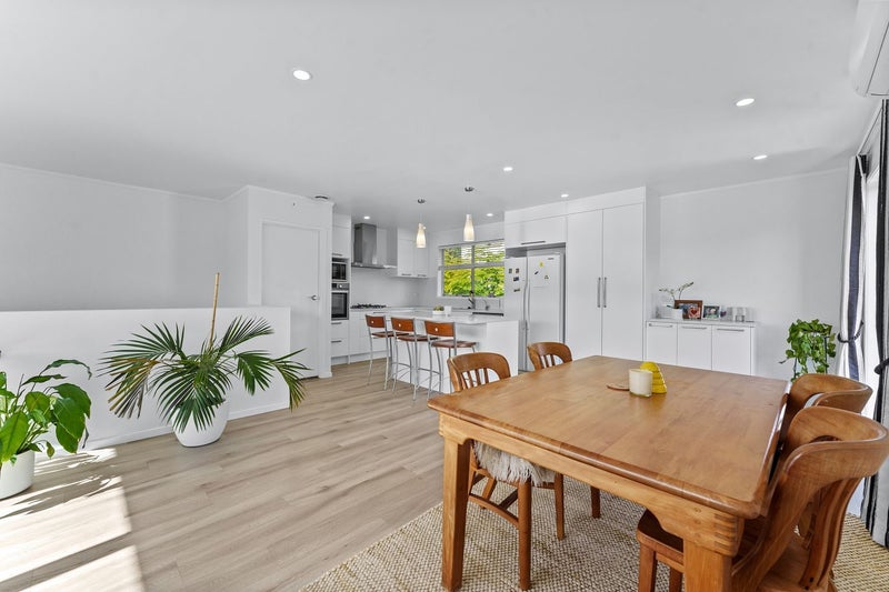 Browns Bay, 4 bedrooms64672350318977112