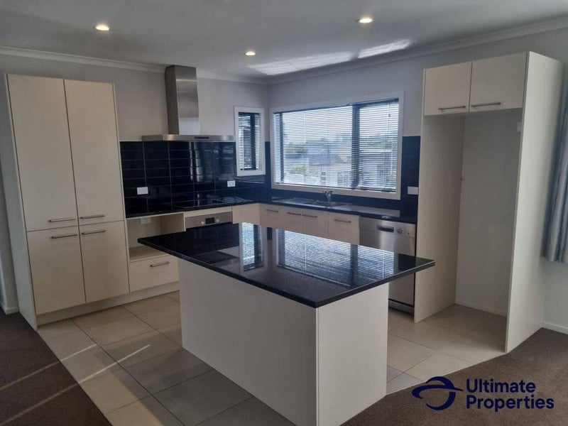 Huntington, 3 bedrooms64672453399937112