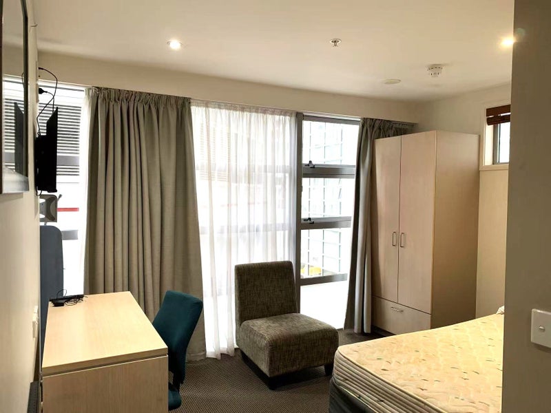 City Centre, Studio64672658480642111