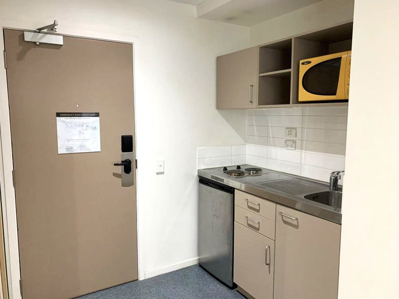 City Centre, Studio64672658480642113