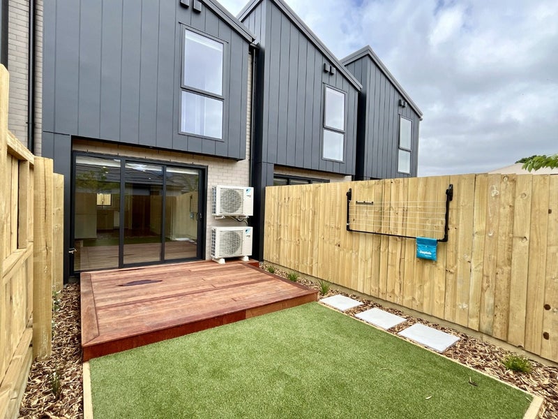 Sydenham, 2 bedrooms64673093262466110