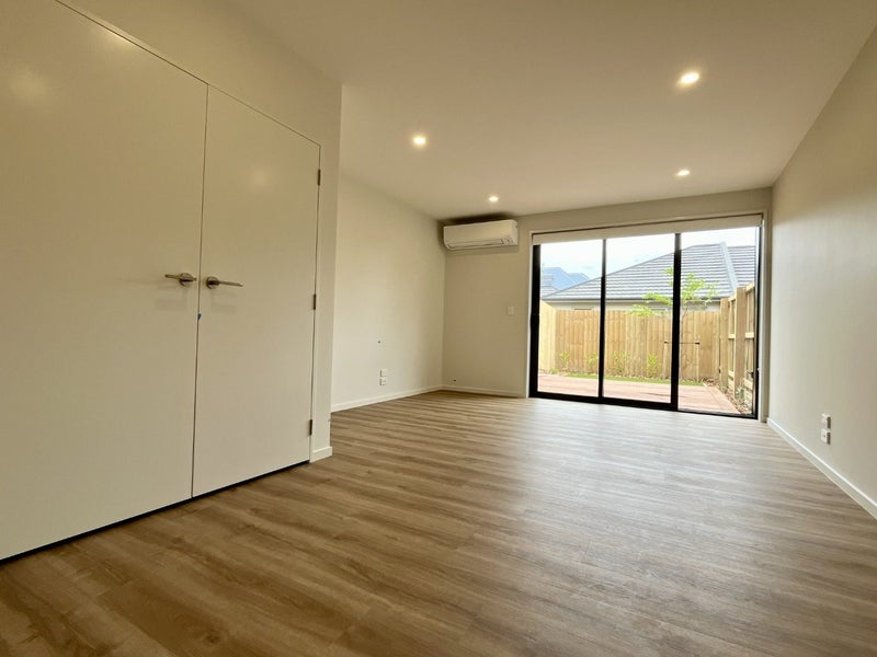 Sydenham, 2 bedrooms64673093262466113