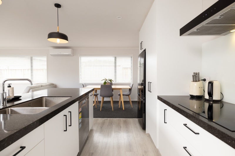 Pyes Pa, 3 bedrooms64673599920642113