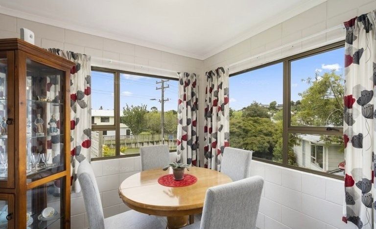 Welbourn, 3 bedrooms64673701214851111