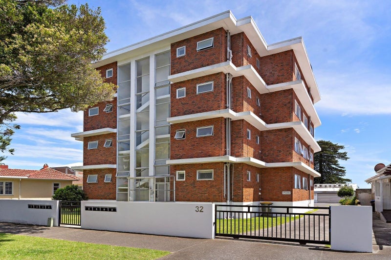 Mission Bay, 2 bedrooms64673701234305110