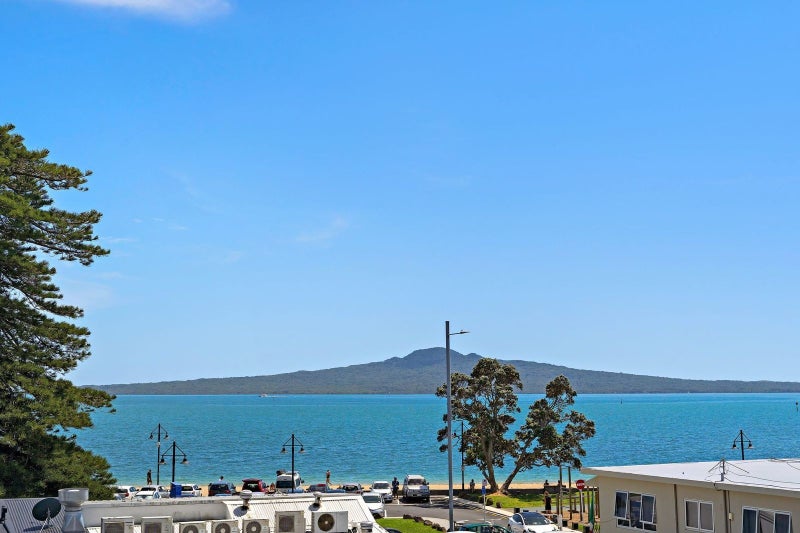 Mission Bay, 2 bedrooms64673701234305114