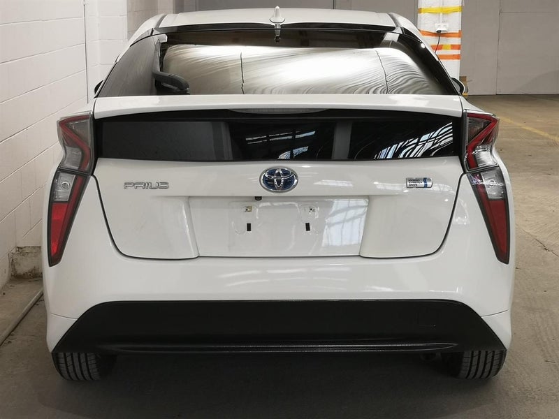 2017 Toyota Prius Newhshape, camchain, nice n tidy64673905628418114