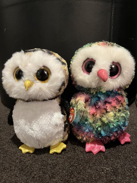 Two large Owl Tys- one with tags Carousel 1