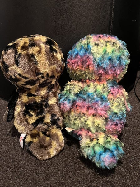 Two large Owl Tys- one with tags Carousel 3