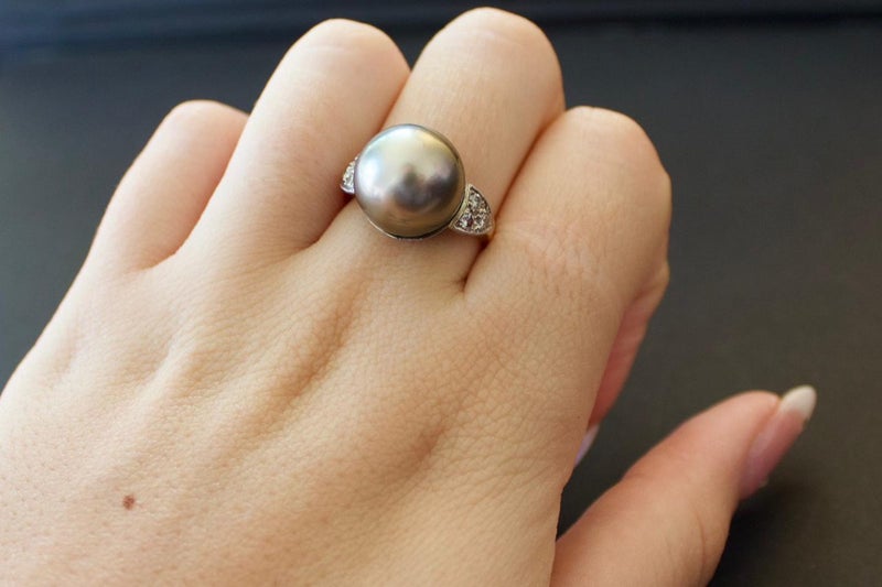 18ct Yellow & White Gold Cultured Black Pearl & Diamond Ring Carousel 1