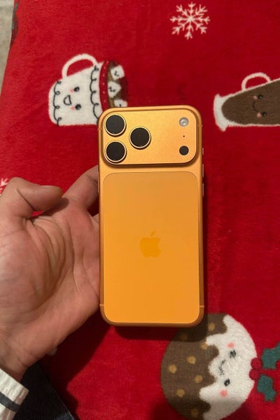 iPhone 17 Pro Max - Practically New64679141671683112