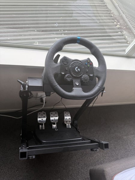 Logitech G923 TrueForce Sim Racing Wheel For Xbox64679653147650111