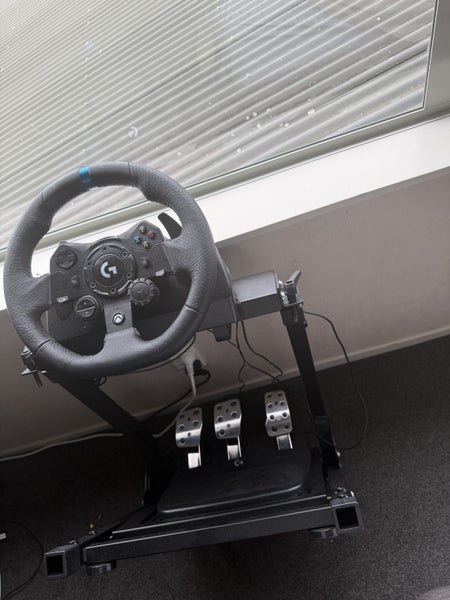 Logitech G923 TrueForce Sim Racing Wheel For Xbox64679653147650110