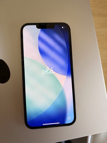 iPhone 1364679752595073110