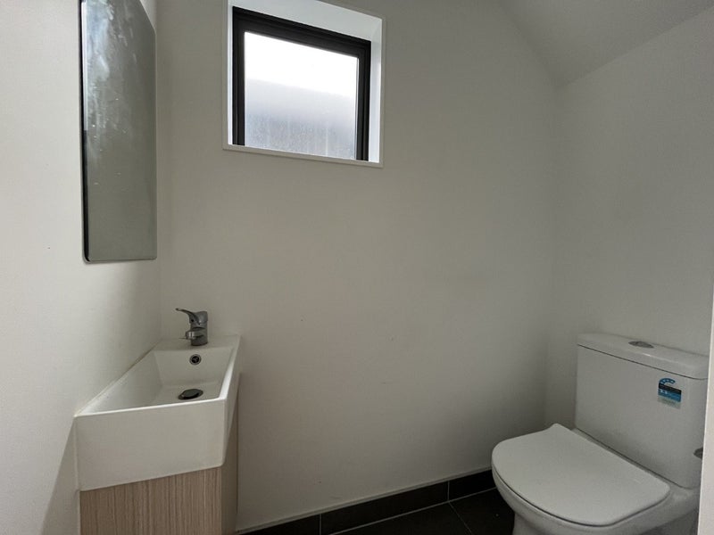 Mangere Bridge, 3 bedrooms64679915028226112