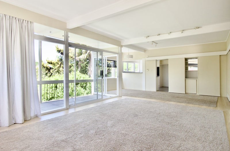 Remuera, 5 bedrooms64680116183937111