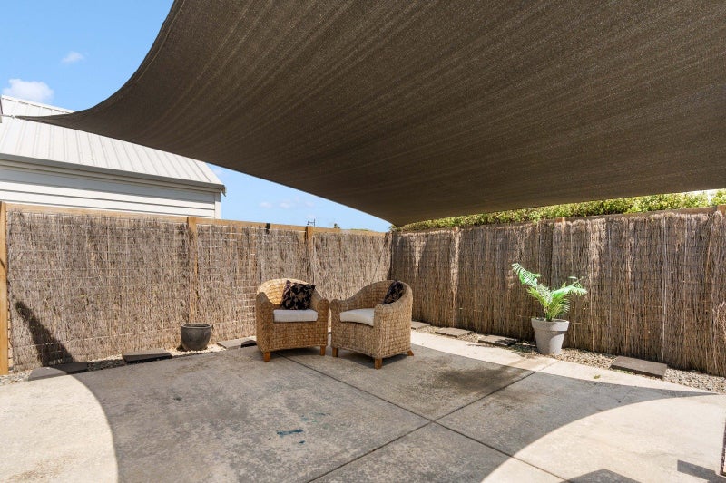 Smart, Stylish & Sorted64680116303105114