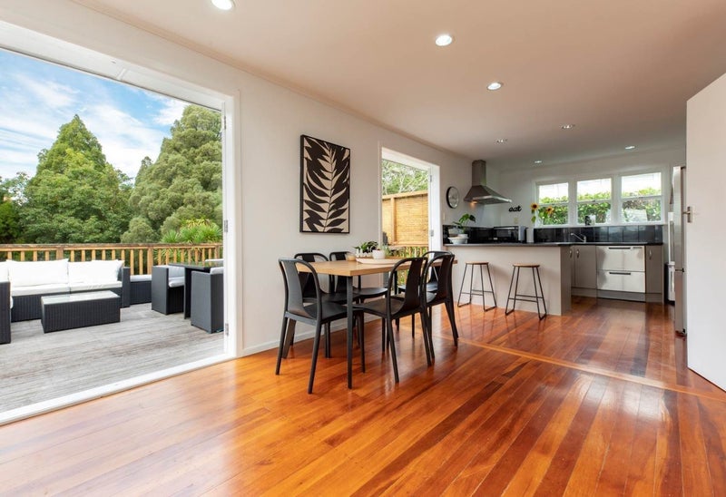 Titirangi, 2 bedrooms64680203255043111
