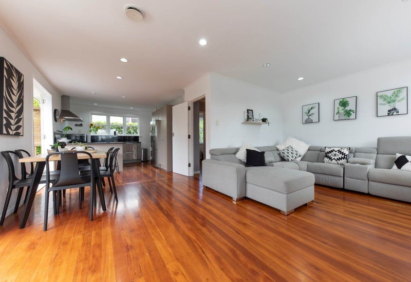 Titirangi, 2 bedrooms64680203255043112