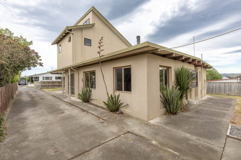 Space for the growing family.64680203270402111