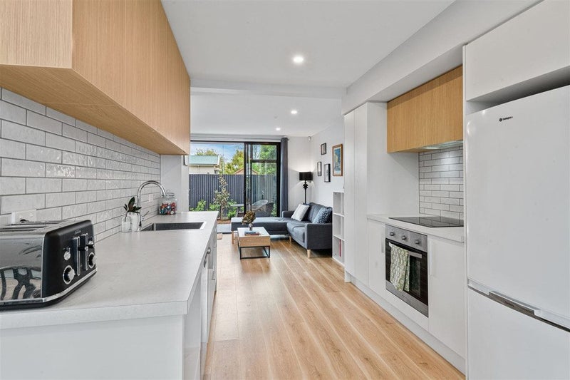 Canada Calls, Priced to sell !64680203315969113