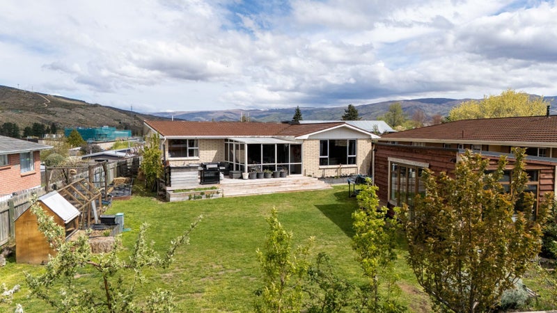 Cromwell, 3 bedrooms64680303701379110