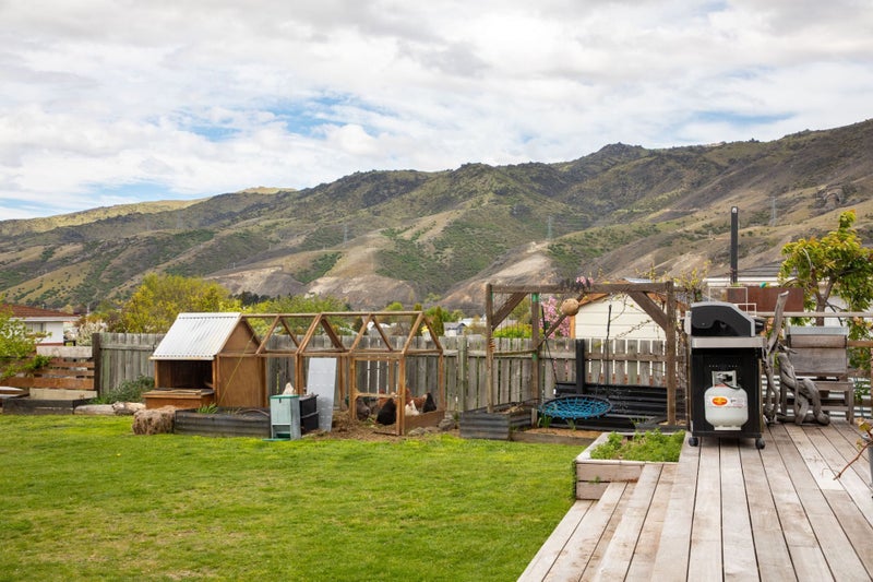 Cromwell, 3 bedrooms64680303701379112