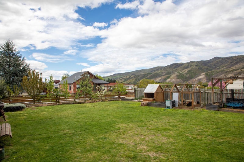 Cromwell, 3 bedrooms64680303701379113