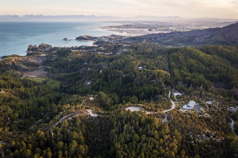 A Slice of Coastal Tranquillity64680403807745110