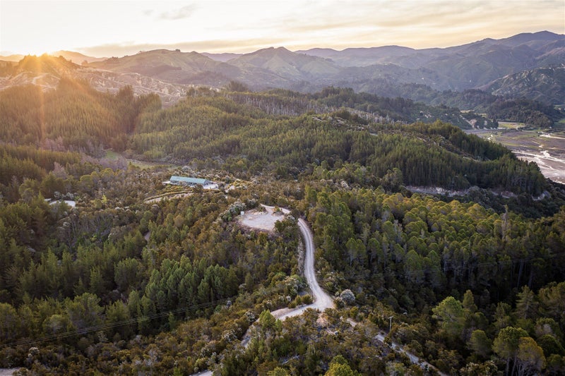 A Slice of Coastal Tranquillity64680403807745114