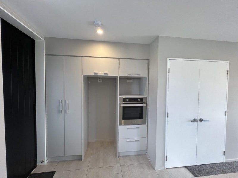 Linwood, 2 bedrooms64680503346433112