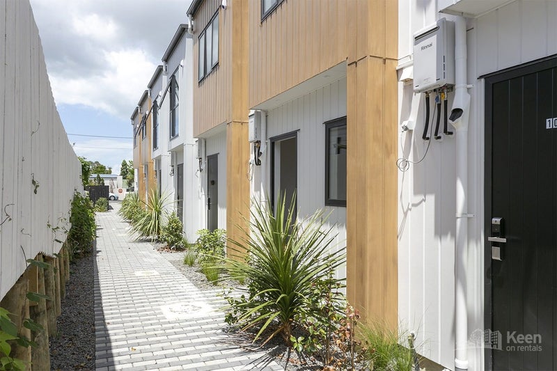 Avondale, 2 bedrooms64680703632899111