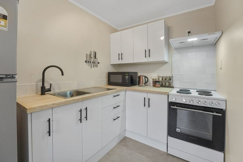 Lower Hutt, 1 bedroom64680891297537112