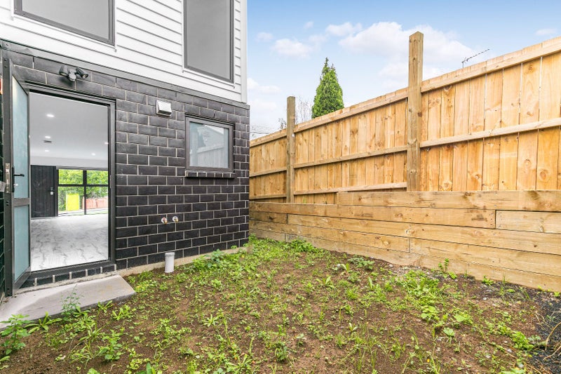 Green Bay, 2 bedrooms64680891363331112