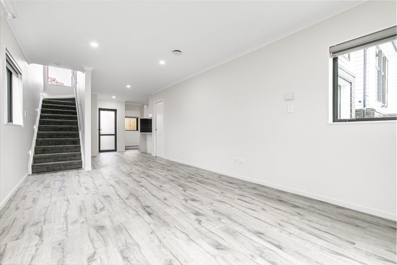 Green Bay, 2 bedrooms64680891363331113