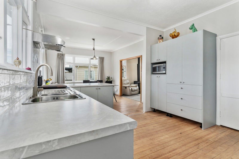 1950s Charm with a Modern Heart64681004388994111