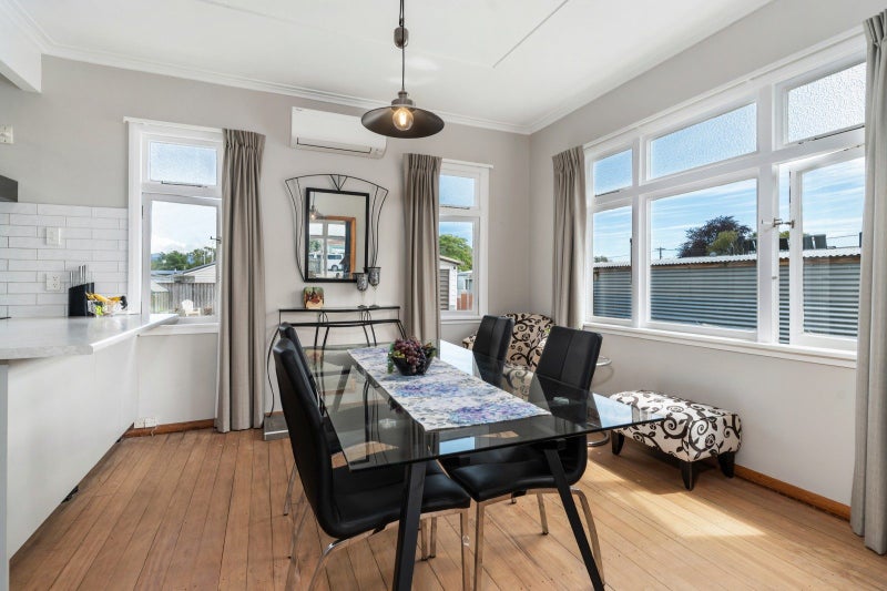 1950s Charm with a Modern Heart64681004388994112