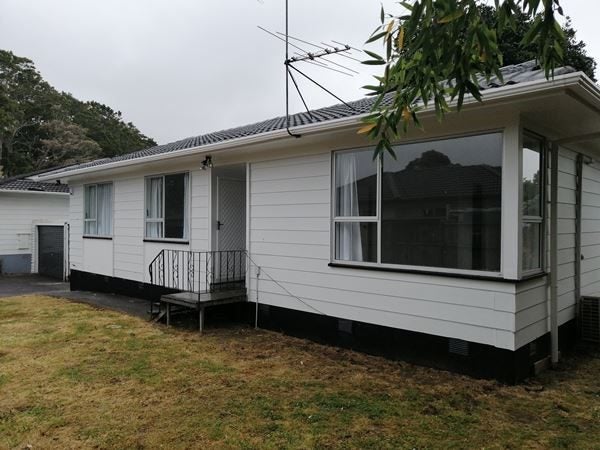 Manurewa, 3 bedrooms64681004461570110