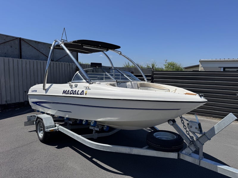 2004 Glastron 175 MX + BRAND NEW TRAILER64681092117761112