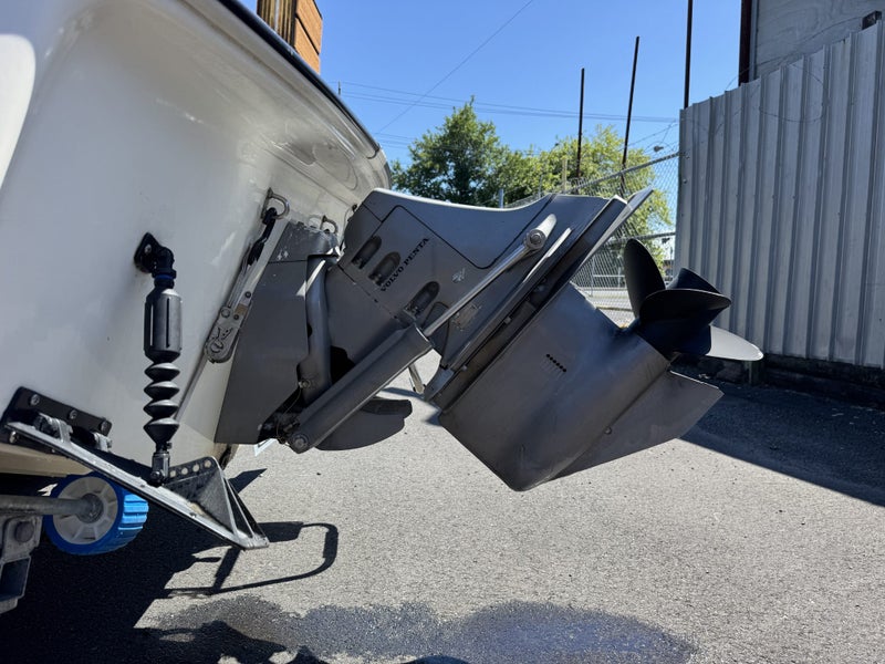 2004 Glastron 175 MX + BRAND NEW TRAILER64681092117761113