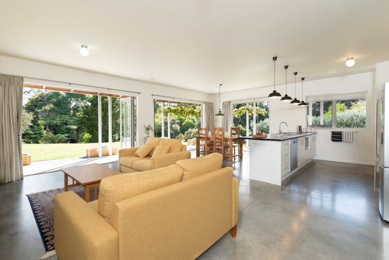 Kerikeri, 2 bedrooms64681192937474111