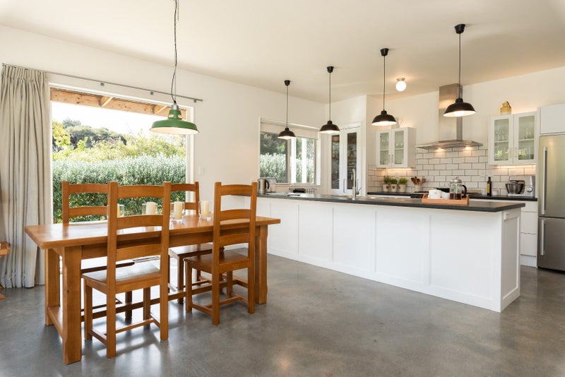 Kerikeri, 2 bedrooms64681192937474114