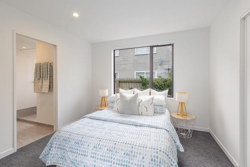 Linwood, 3 bedrooms64681192967427111