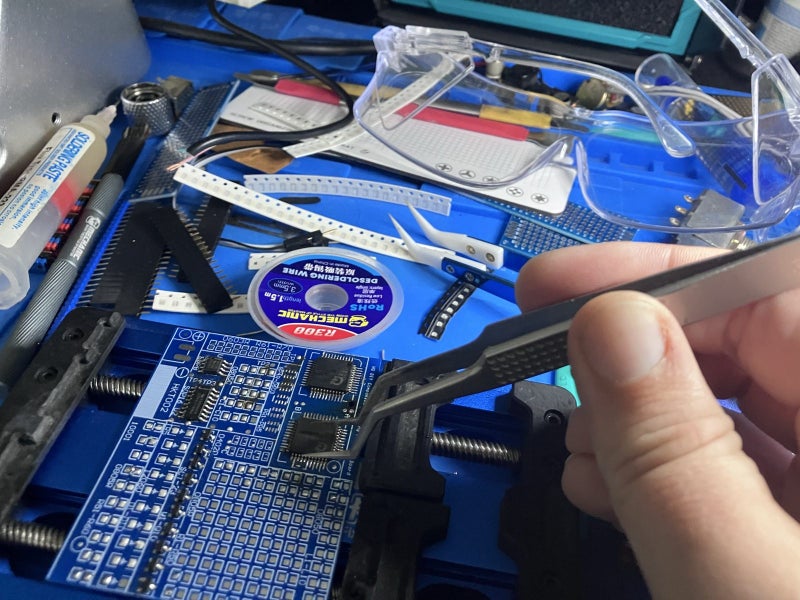 SMD/BGA Soldering Tweezers - Mechanic Aax-17 Carousel 3