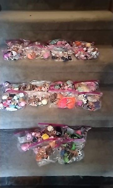 20 assorted lols and accessories Carousel 2