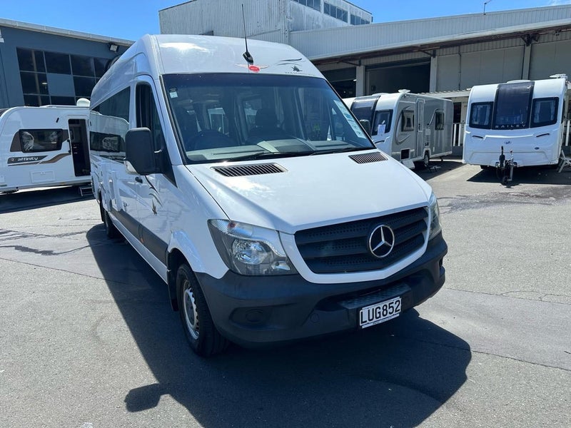 2018 Mercedes-Benz Sprinter Spacious rear loung...64681784800385110