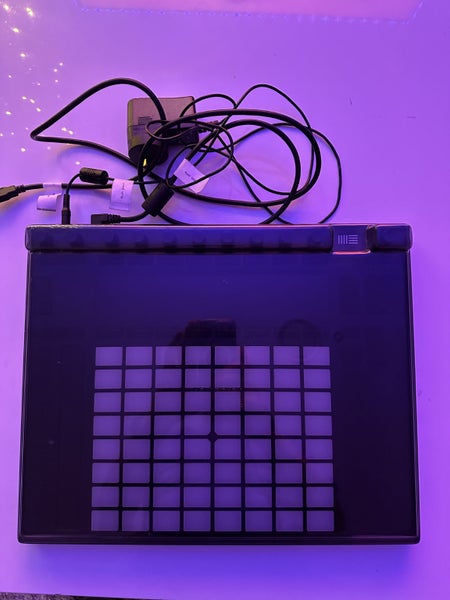 Ableton Push 2, with decksaver Carousel 1